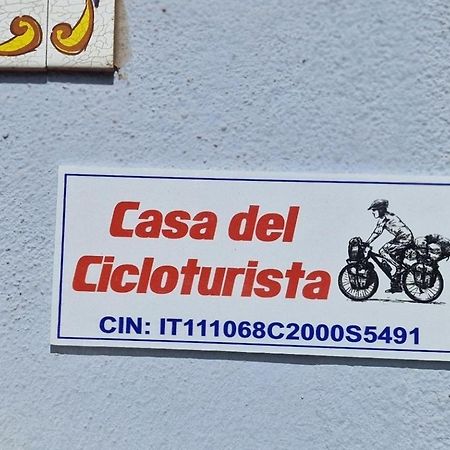 Casa Del Cicloturista Apartman Santadi Kültér fotó