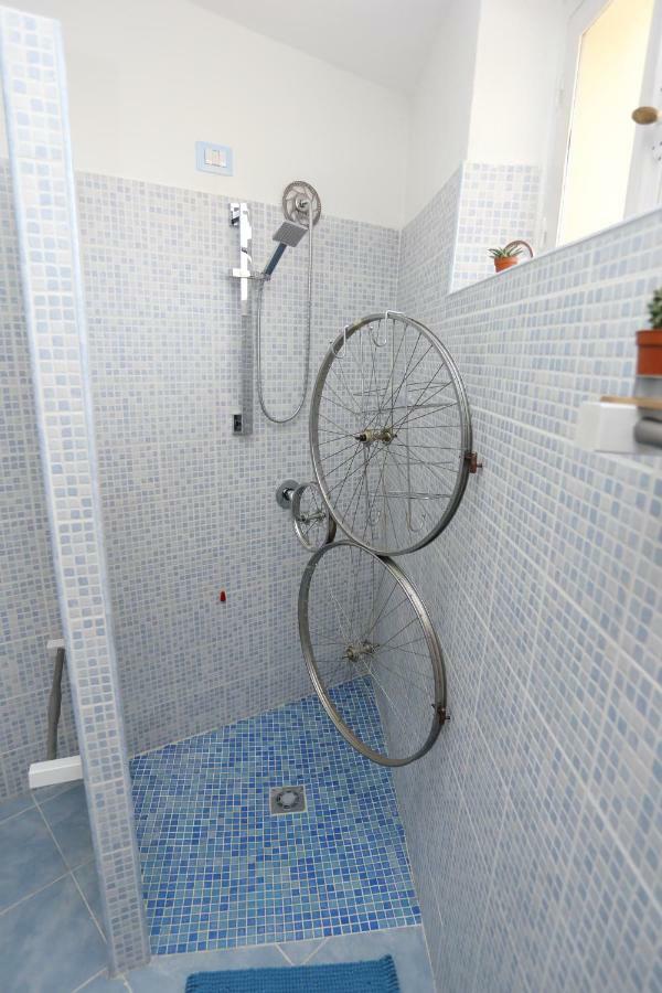 Casa Del Cicloturista Apartman Santadi Kültér fotó