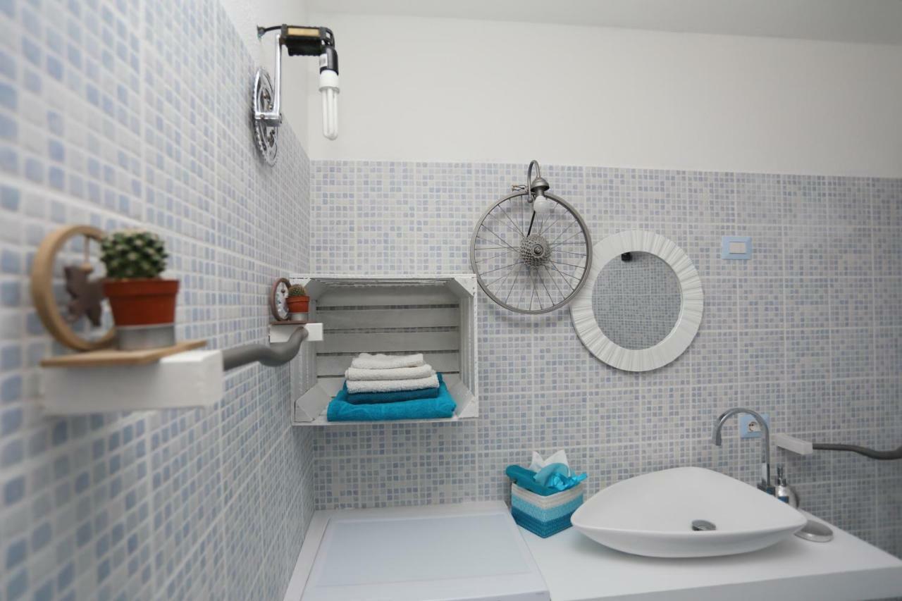 Casa Del Cicloturista Apartman Santadi Kültér fotó