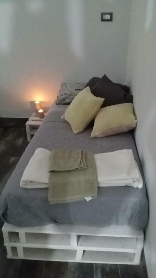 Casa Del Cicloturista Apartman Santadi Kültér fotó